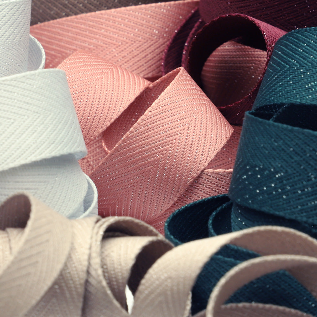 メタリック杉綾リボン #50 ブラック