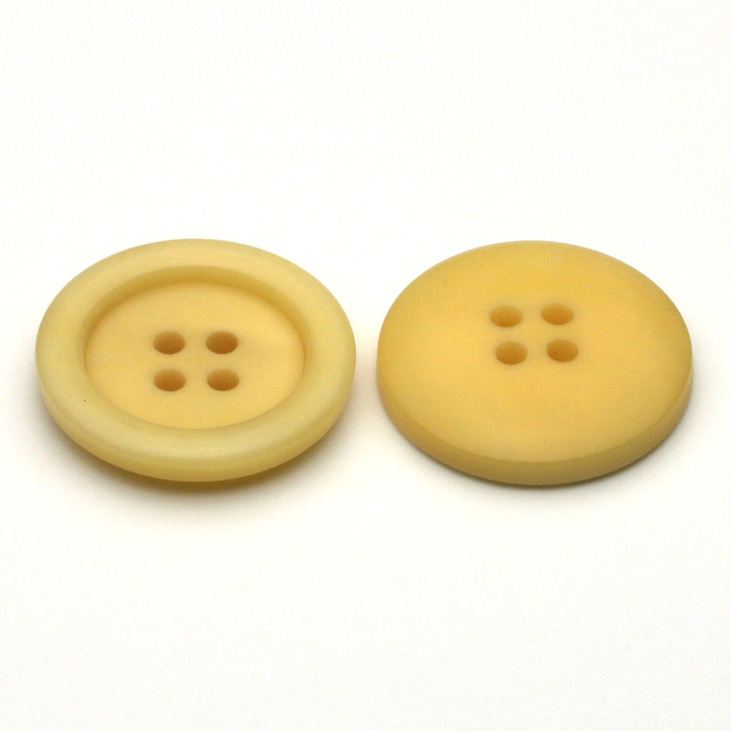 ナットボタン クリーム