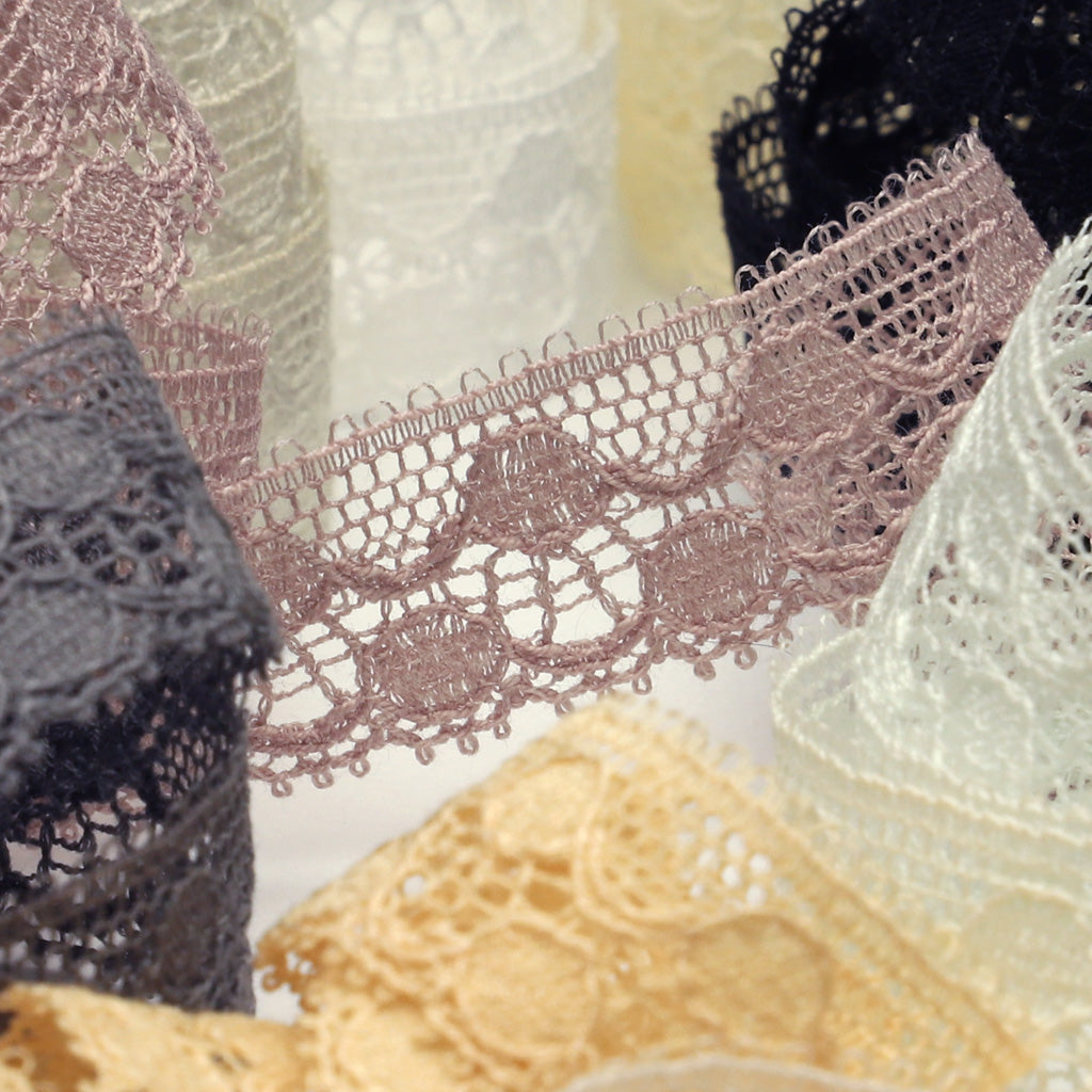 リバートリミングレース #00 オフホワイト